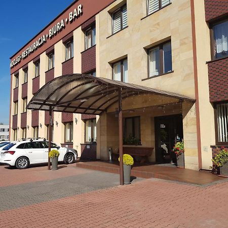 Gosciniec Biznesowy Hostel Dąbrowa Górnicza Екстериор снимка