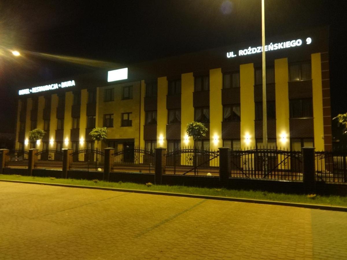 Gosciniec Biznesowy Hostel Dąbrowa Górnicza Екстериор снимка