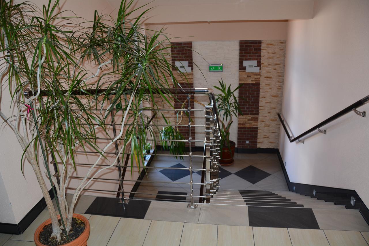 Gosciniec Biznesowy Hostel Dąbrowa Górnicza Екстериор снимка